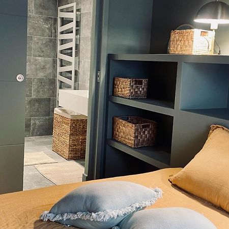 Chambre Dans Maison De Ville Avec Piscine Et Garage En Centre Ville 몽펠리에 외부 사진