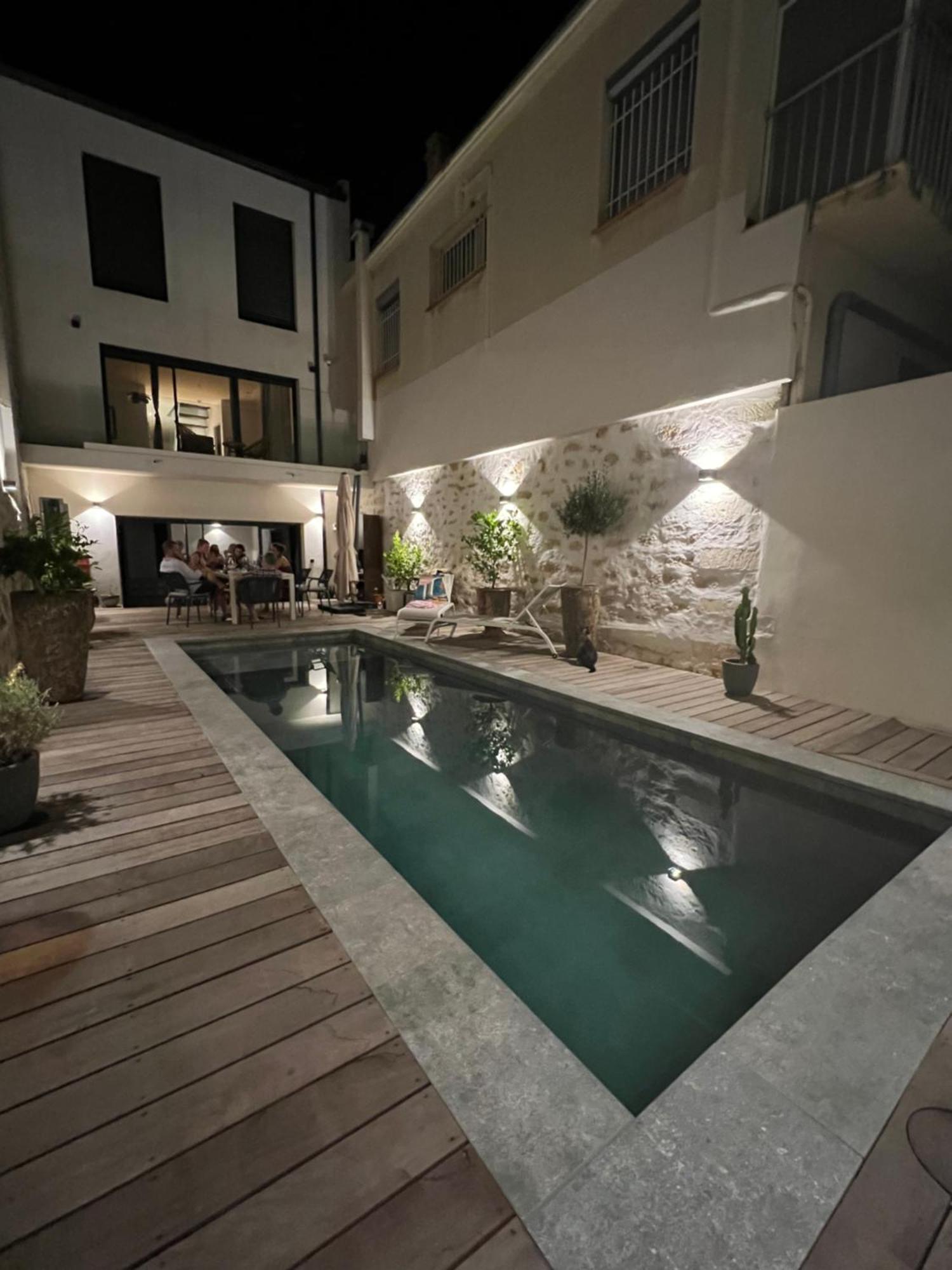 Chambre Dans Maison De Ville Avec Piscine Et Garage En Centre Ville 몽펠리에 외부 사진